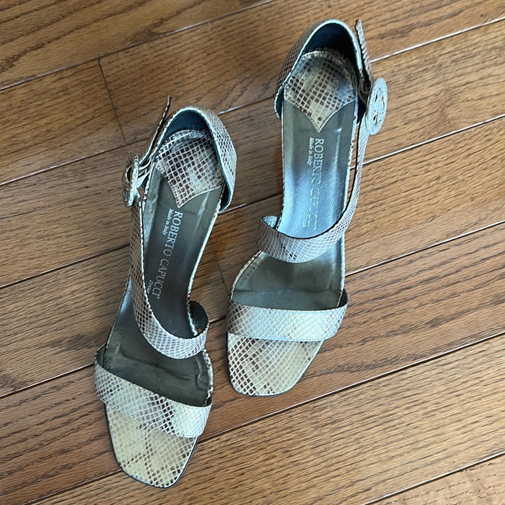 Roberto Capucci Genuine Leather Shoes